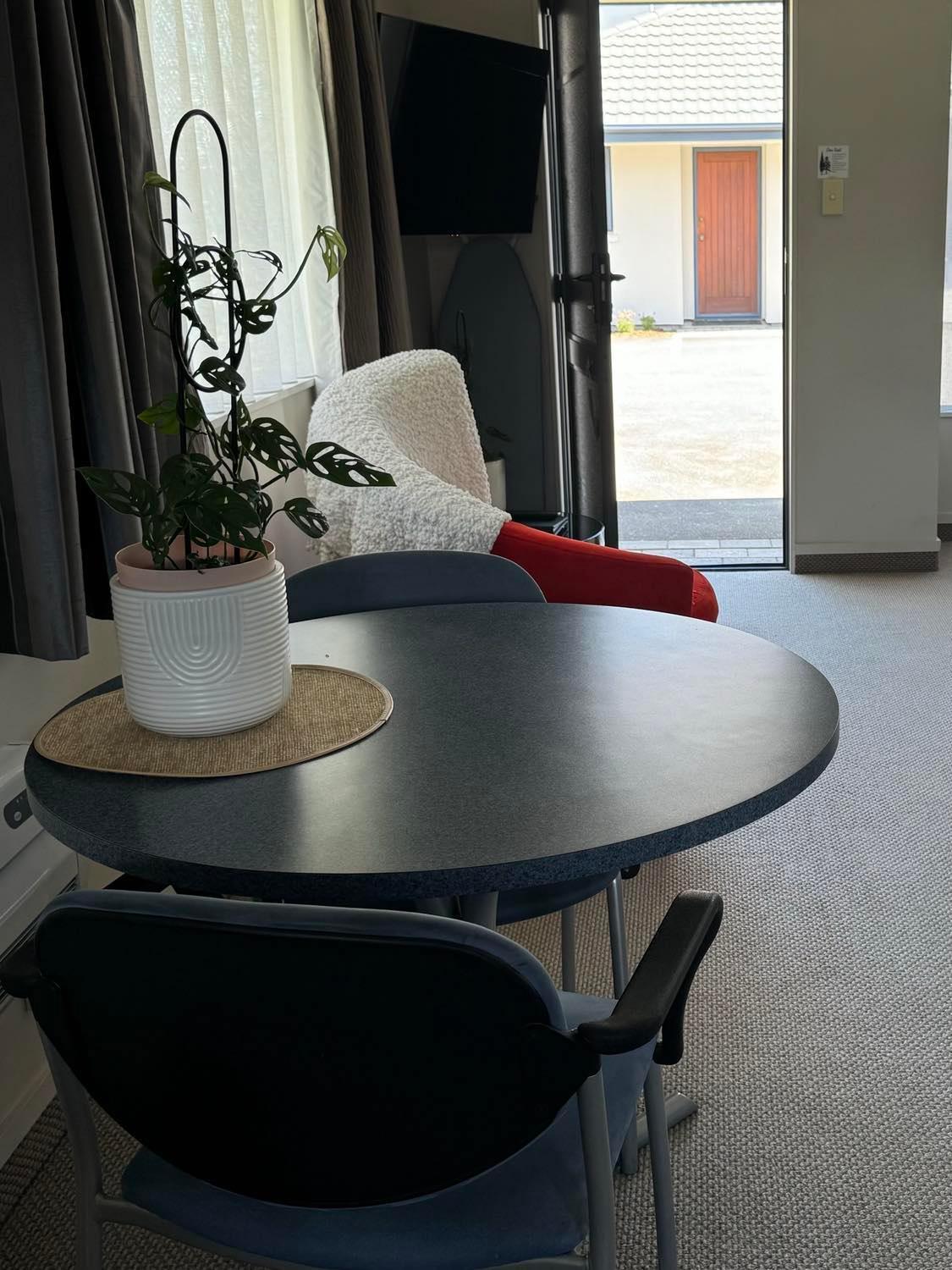 Centre Court Motel Бленем Экстерьер фото