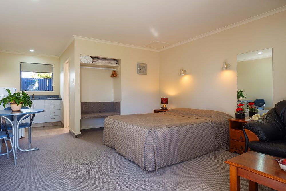 Centre Court Motel Бленем Экстерьер фото